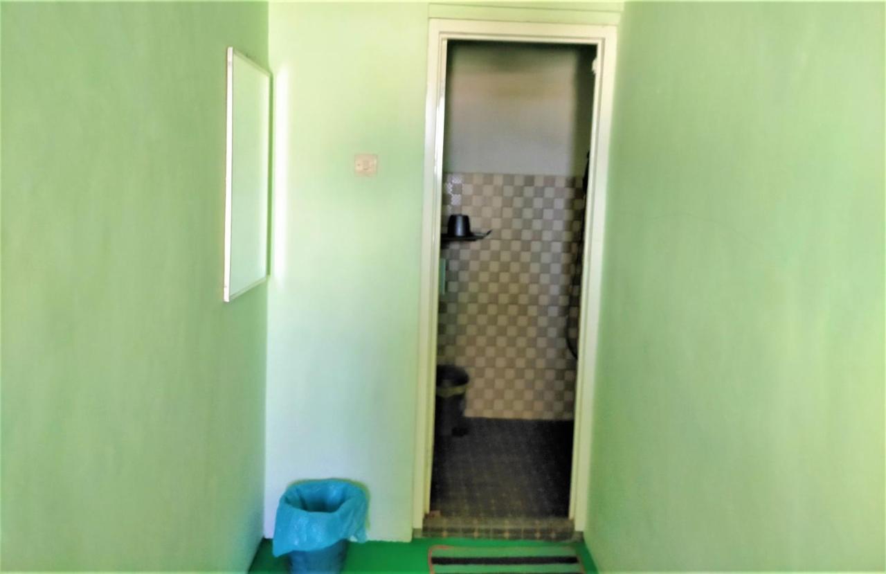 Cheap Inn Banyuwangi 바뉴왕기 외부 사진